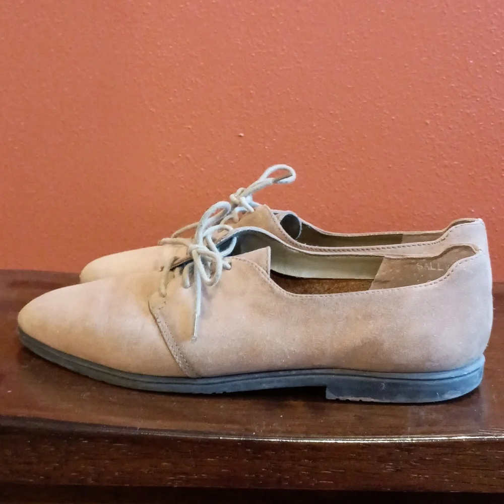Nicole vtg suede tan women's shoes, sz 6 - Picture 8 of 9